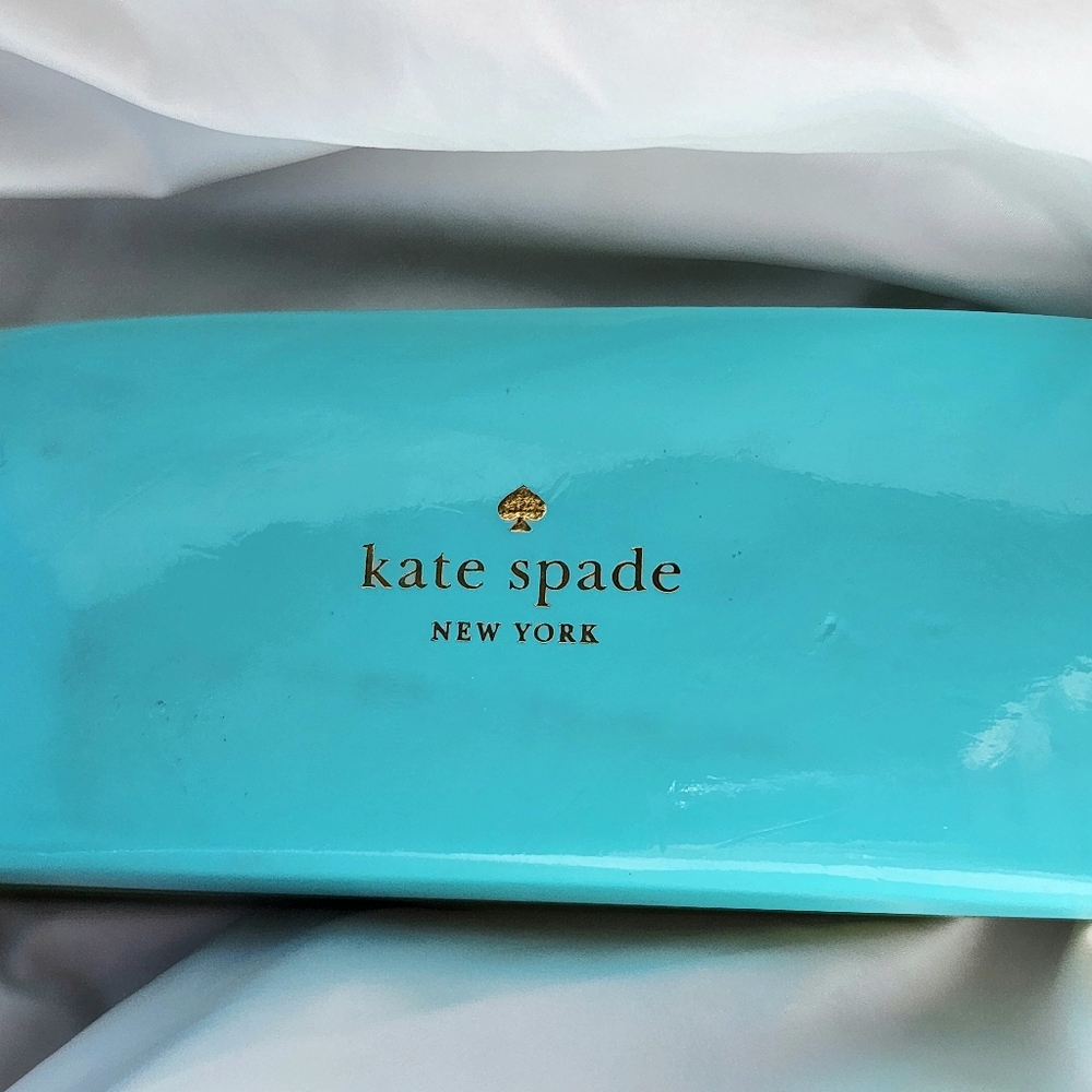 KATE SPADE SUNGLASS CASE AND KATA SUNGLASSES - Picture 2 of 6